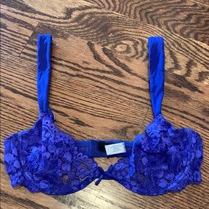 Kendall & Kylie Plunge Bra